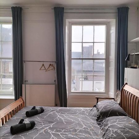 Brynawel Apartment Aberystwyth Bagian luar foto