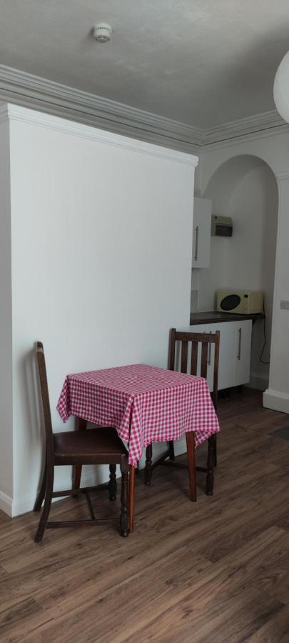 Brynawel Apartment Aberystwyth Bagian luar foto